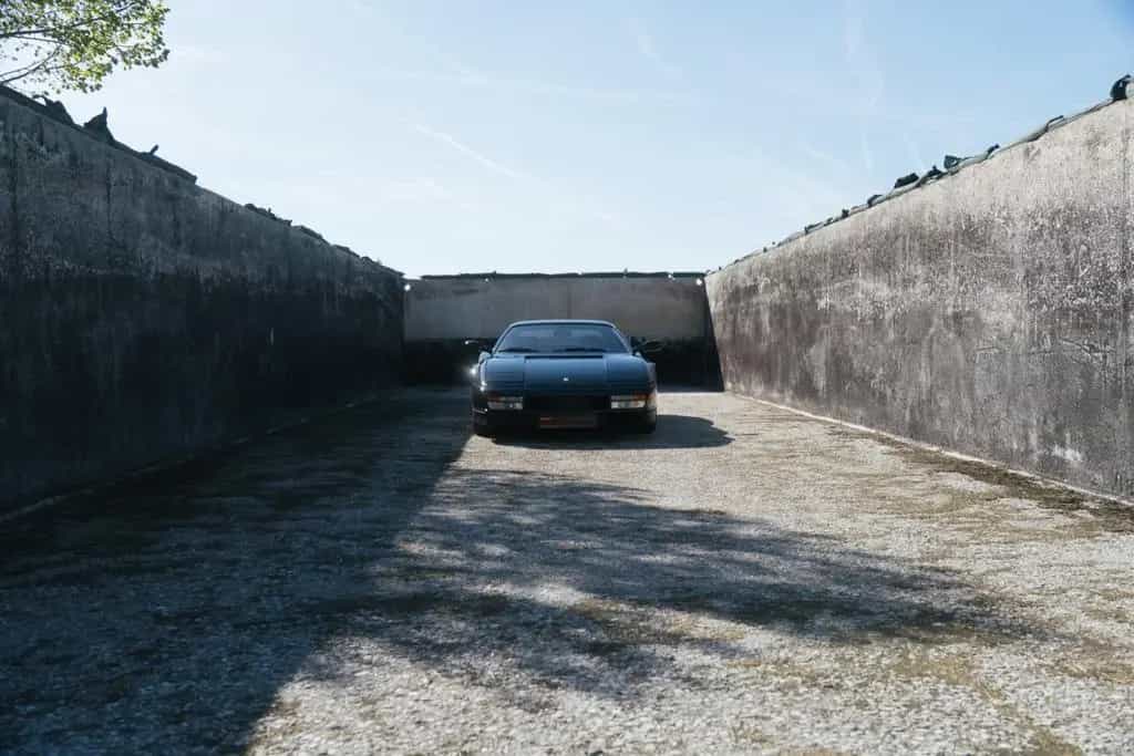 Ferrari **BRD-Auslieferung/perfekter Zustand/8.927km** 02/1990-photo-47