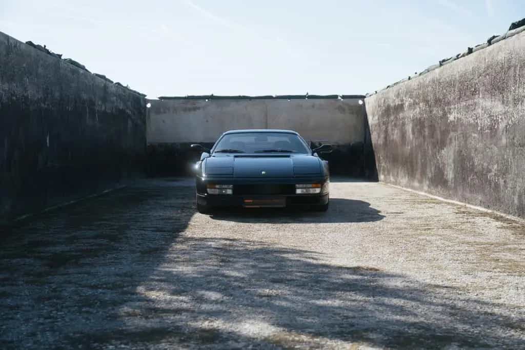 Ferrari **BRD-Auslieferung/perfekter Zustand/8.927km** 02/1990-photo-49
