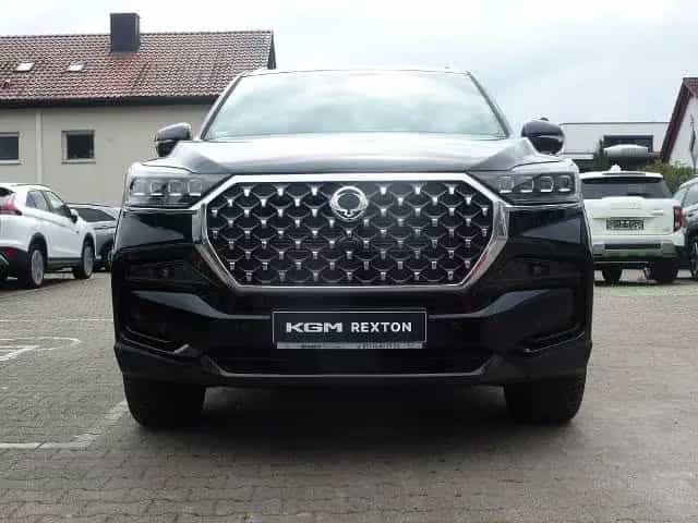 Ssangyong REXTON 2,2 D Sapphire EL 20´´ AT AHK 05/2024-photo-0