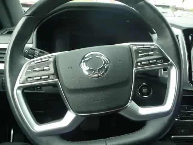 Ssangyong REXTON 2,2 D Sapphire EL 20´´ AT AHK 05/2024-photo-18