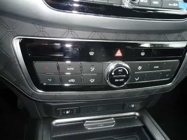 Ssangyong REXTON 2,2 D Sapphire EL 20´´ AT AHK 05/2024-photo-21