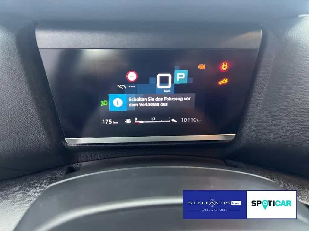 Citroën C4 1,2 Pure Tech 130 Plus 03/2024-photo-17