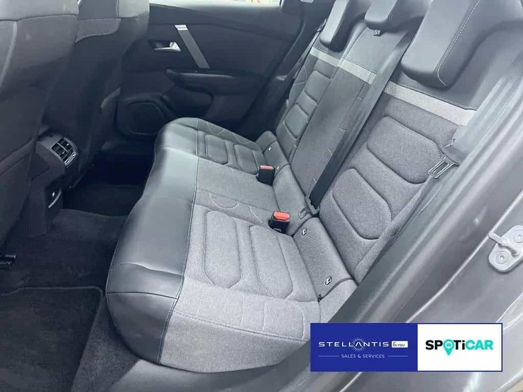 Citroën C4 1,2 Pure Tech 130 Plus 03/2024-photo-9