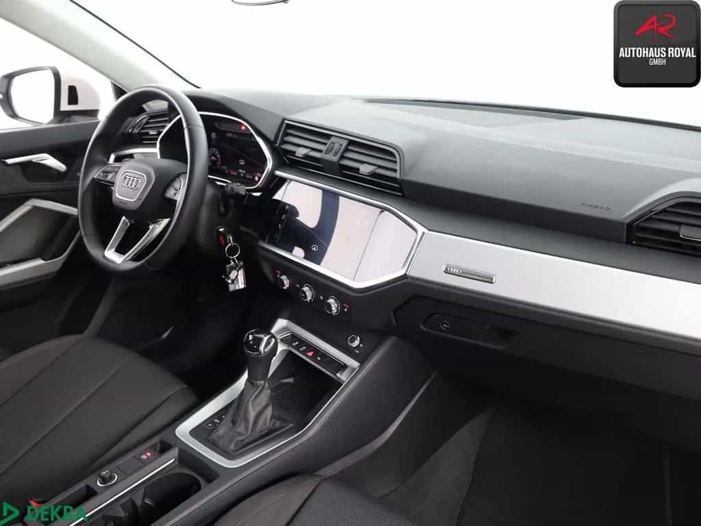Audi Q3 35 TFSI PANORAMA,SPURHALTE,TOTWINKEL,1.HD,SH 02/2023-photo-10