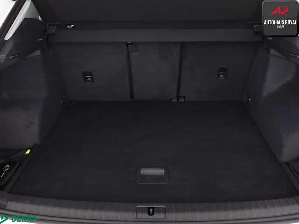 Audi Q3 35 TFSI PANORAMA,SPURHALTE,TOTWINKEL,1.HD,SH 02/2023-photo-22