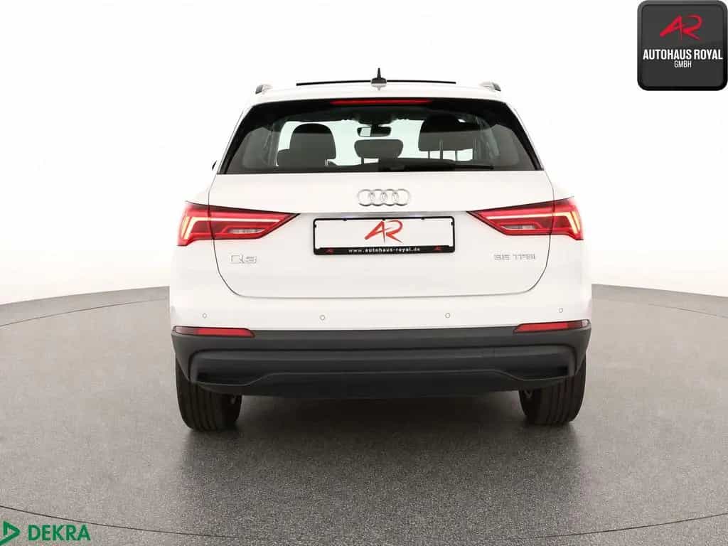 Audi Q3 35 TFSI PANORAMA,SPURHALTE,TOTWINKEL,1.HD,SH 02/2023-photo-3