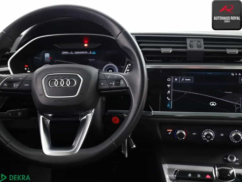Audi Q3 35 TFSI PANORAMA,SPURHALTE,TOTWINKEL,1.HD,SH 02/2023-photo-9