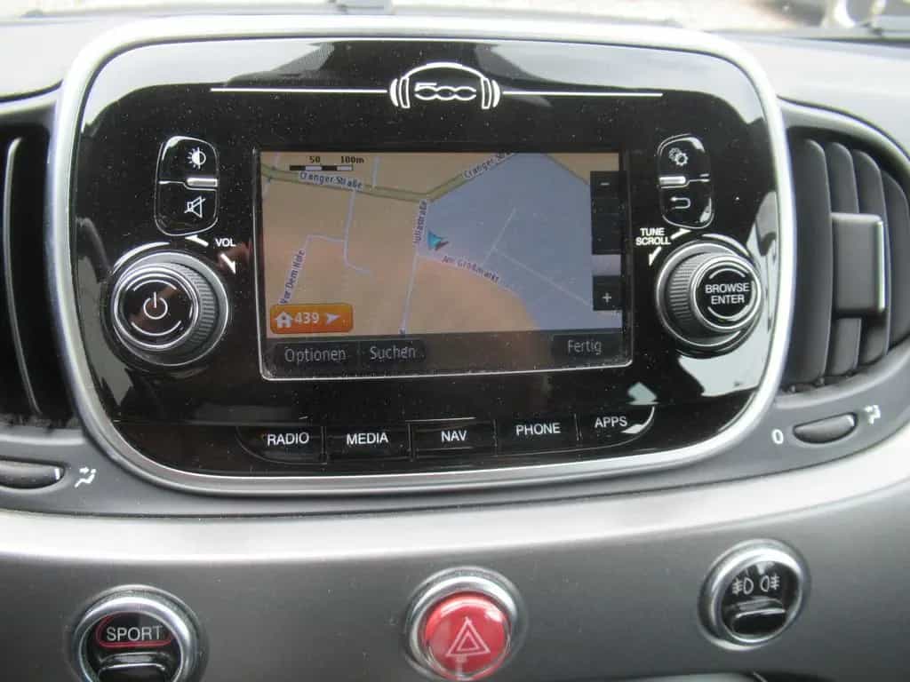 Abarth 595C Cabrio Turismo-NAVI-LEDER-PDC-DAB-1.HAND 09/2016-photo-27