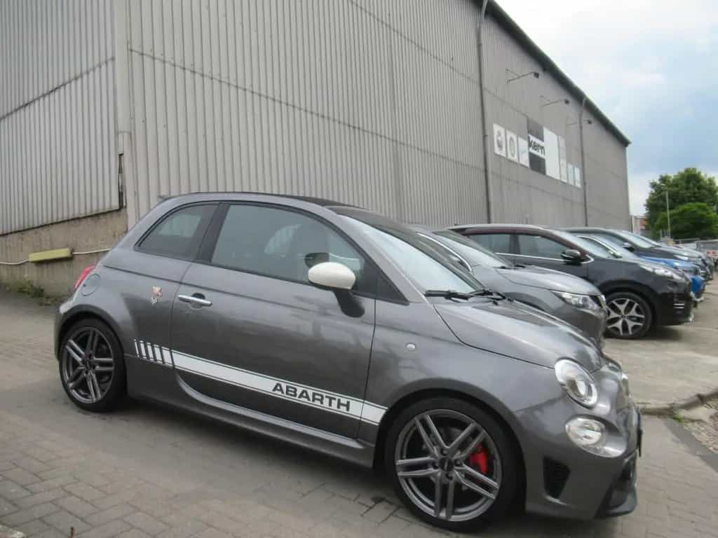 Abarth 595C Cabrio Turismo-NAVI-LEDER-PDC-DAB-1.HAND 09/2016-photo-9