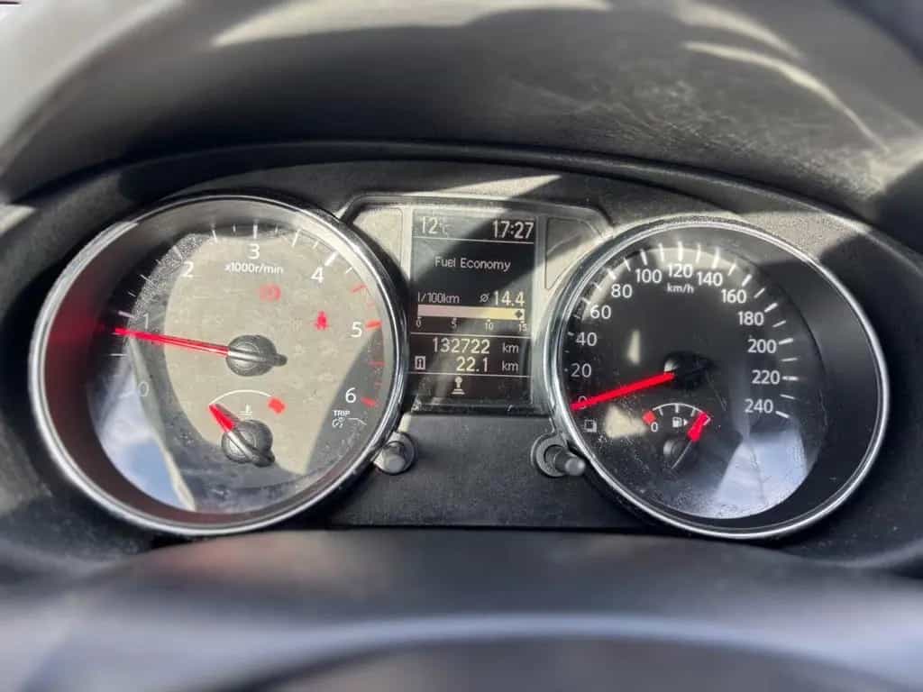 Nissan Qashqai 1.5 dCi DPF Acenta 01/2014-photo-10