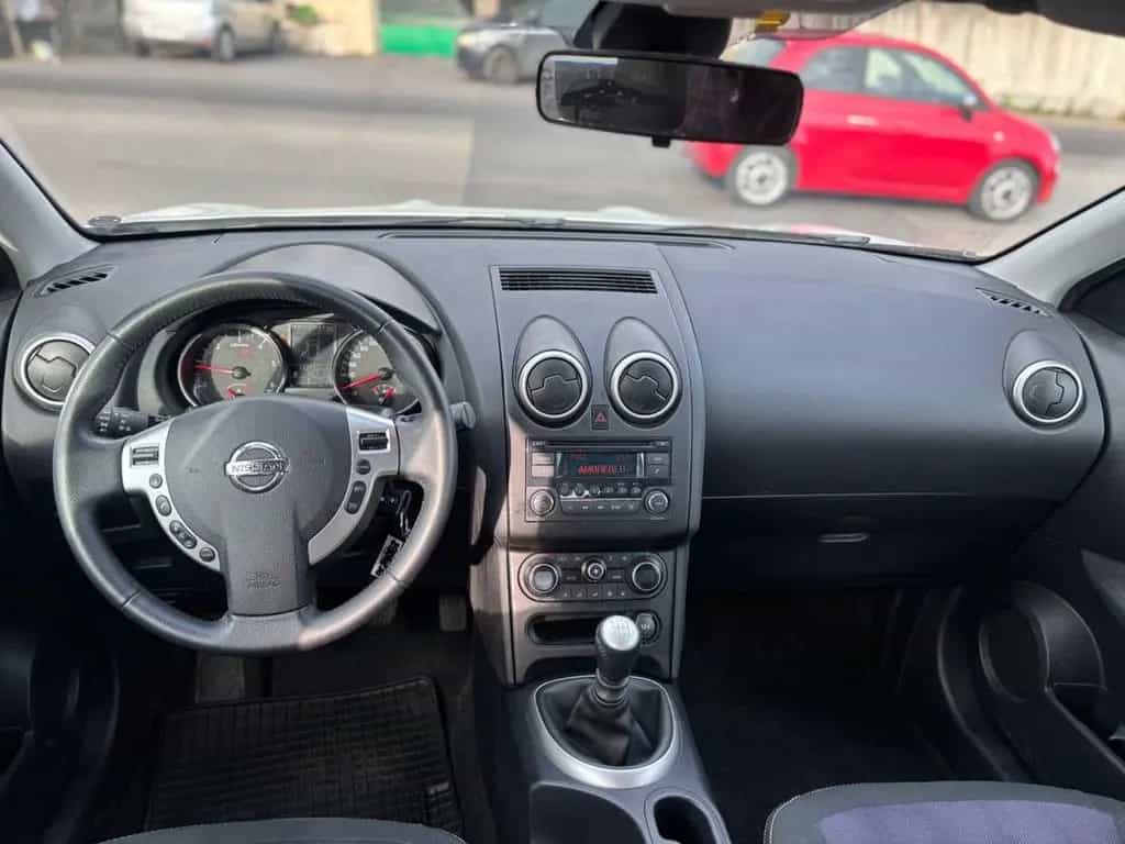 Nissan Qashqai 1.5 dCi DPF Acenta 01/2014-photo-4