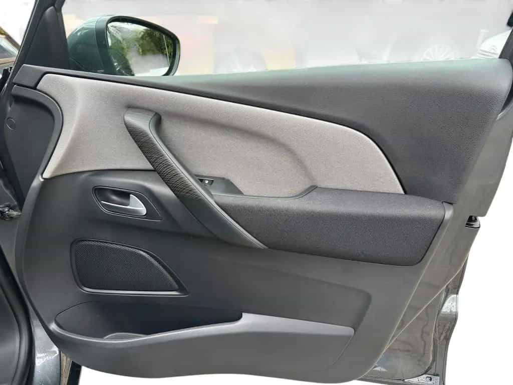 Citroën C4 Picasso Selec **8xAlu, Cam, SHZ, Navi** 09/2016-photo-17