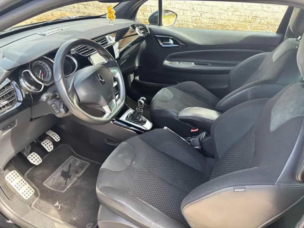 DS Automobiles DS3 Ds DS3 3 THP 165 S&S Sport Chic 04/2016-photo-5