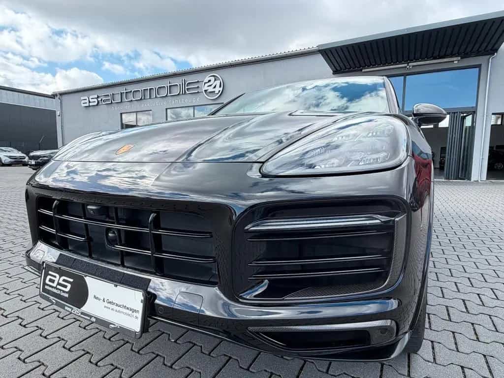 Porsche Cayenne 08/2023-photo-38