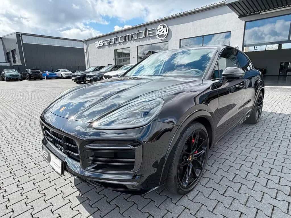 Porsche Cayenne 08/2023-photo-3