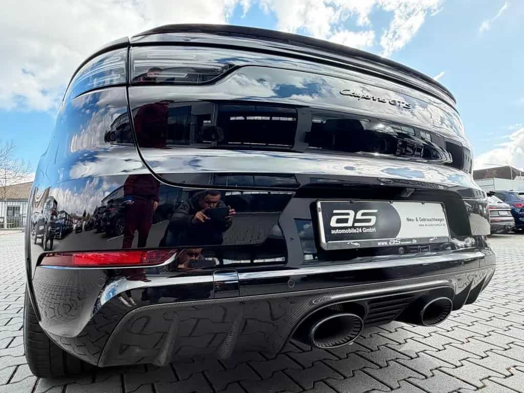 Porsche Cayenne 08/2023-photo-40