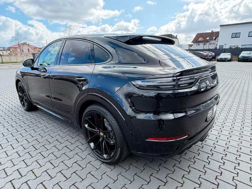 Porsche Cayenne 08/2023-photo-44