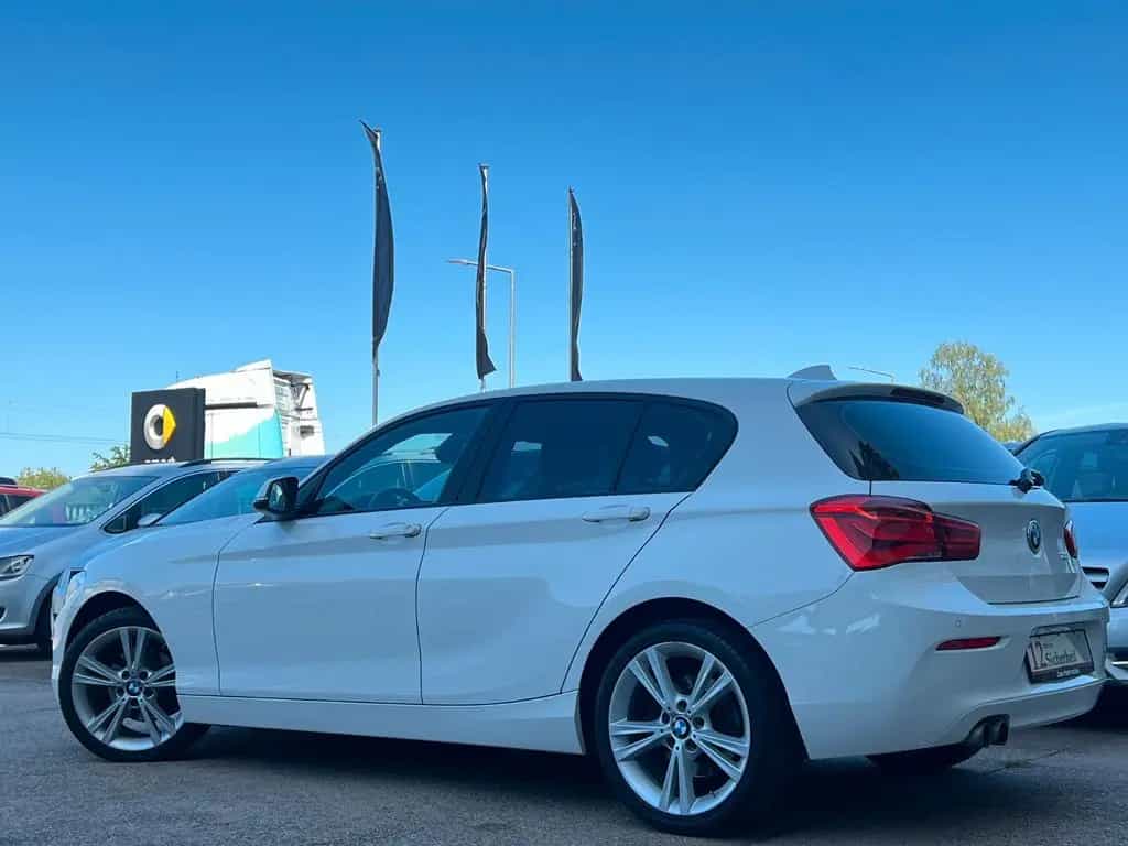 BMW 120 i *AUTOMATIK*LED*NAVI*BLUETOOTH* 04/2018-photo-19