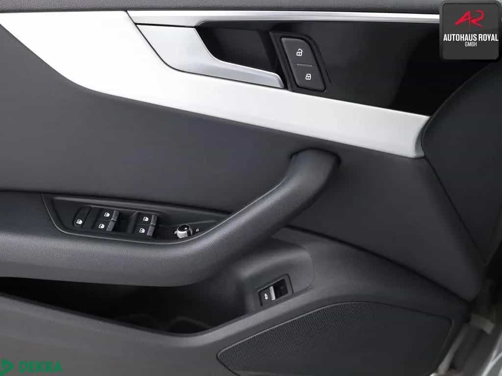 Audi A4 Avant 2.0 TDI qu S LINE ACC,TOTWINKEL,1.HAND 03/2021-photo-13