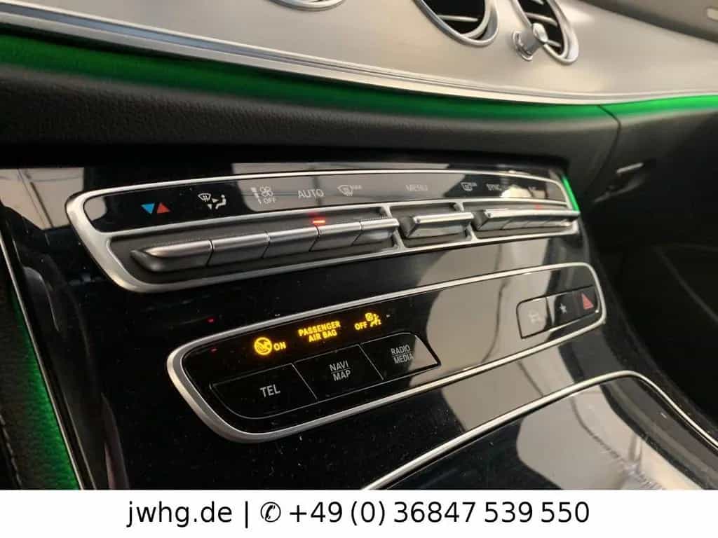 Mercedes-Benz E-Class 220 T 9G-T 2x AMGLine|Virtual|Night|Kam.|Temp. 02/2021-photo-11
