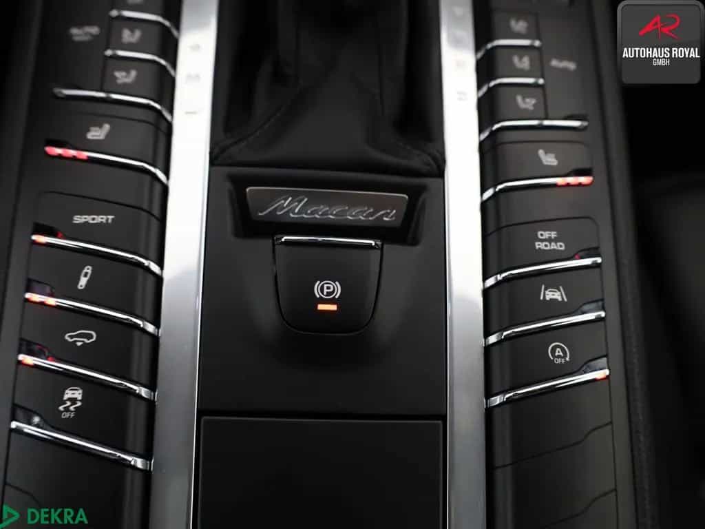 Porsche Macan PDK AWD PANO,LUFTFEDERUNG,360GRAD,MEMORY 12/2017-photo-17