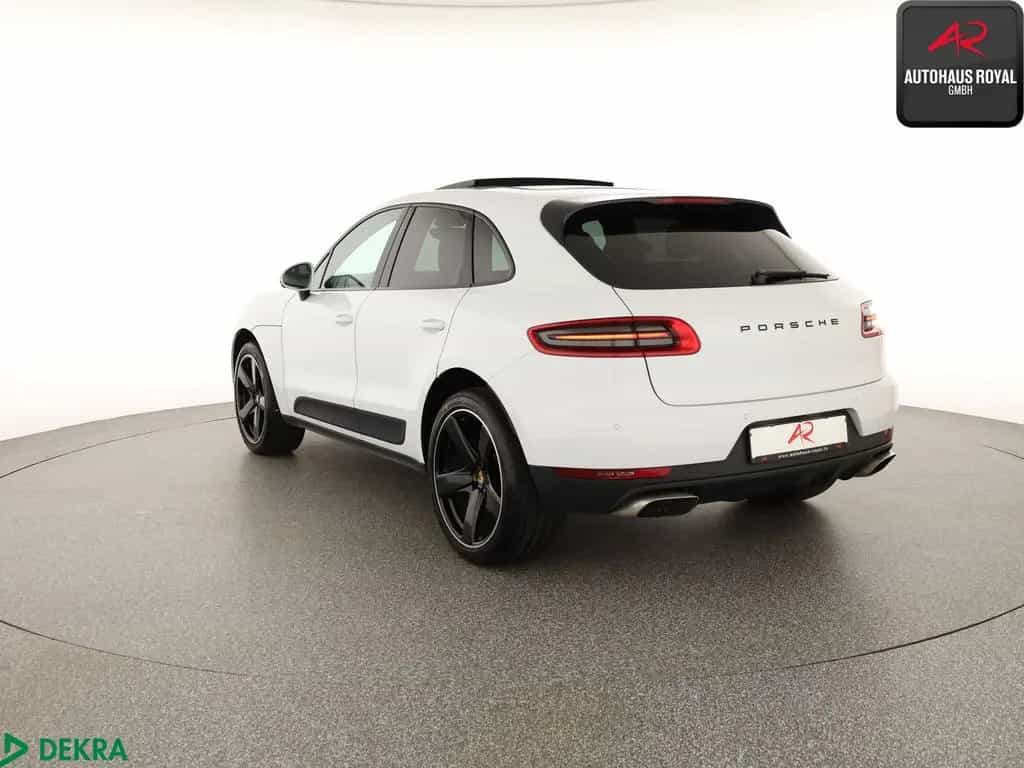 Porsche Macan PDK AWD PANO,LUFTFEDERUNG,360GRAD,MEMORY 12/2017-photo-2