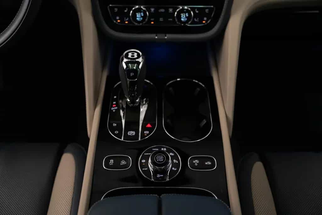 Bentley Bentayga S V8 - Parking Heater 01/2025-photo-16