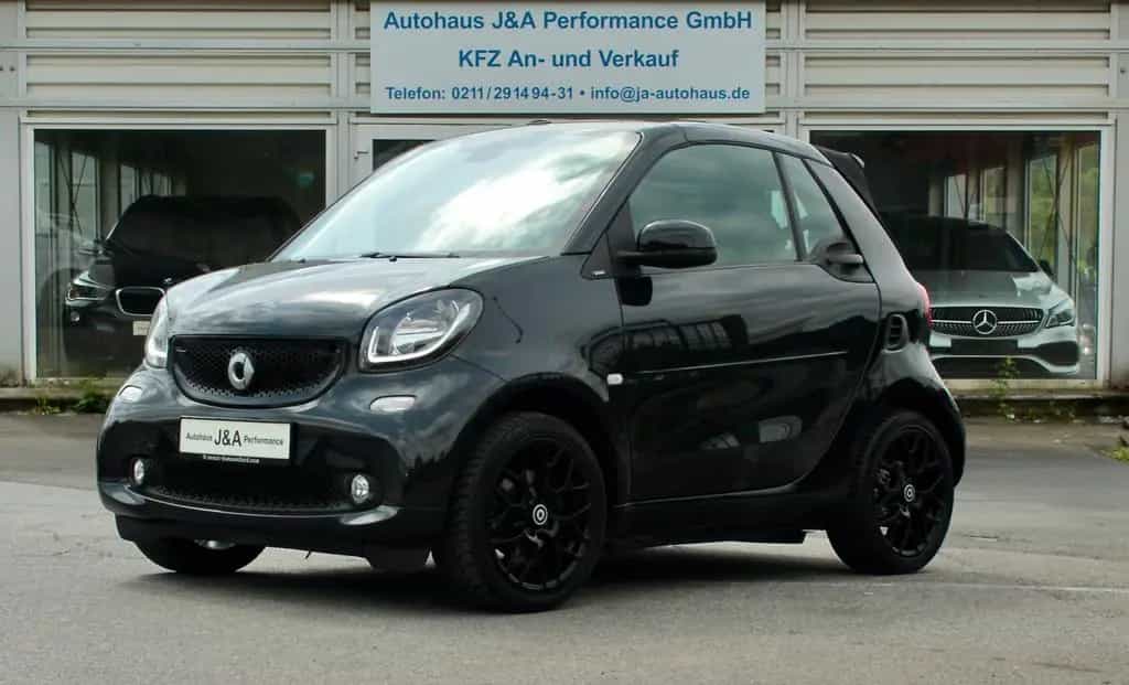 Smart ForTwo Cabrio Aut 117PS/BRABUS/LEDER/NAVI/KAMERA 11/2019-photo-0