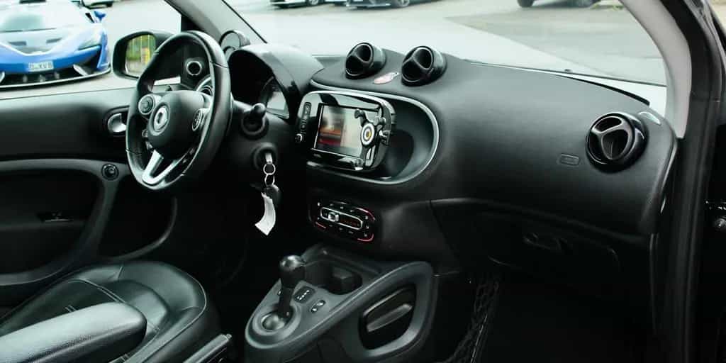 Smart ForTwo Cabrio Aut 117PS/BRABUS/LEDER/NAVI/KAMERA 11/2019-photo-10