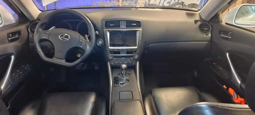 Lexus IS 250 Luxury Line 09/2006-photo-9