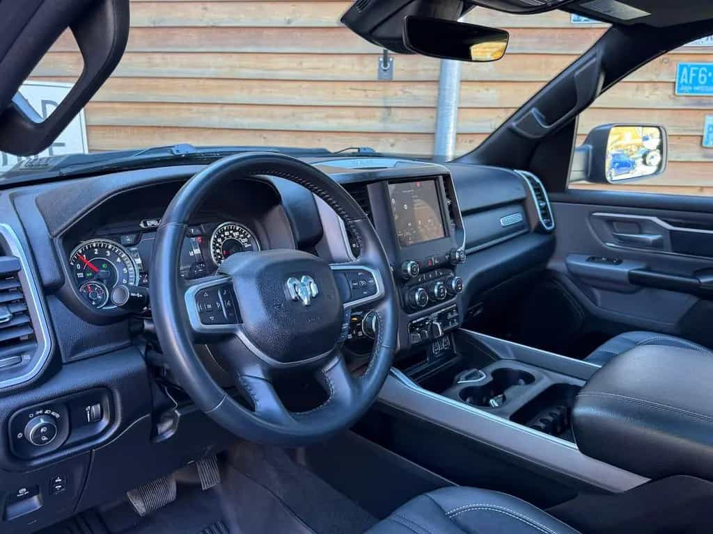 Dodge RAM 1500 5,7L BigHorn Crew Cab LED AHK 4x4 Pano 05/2023-photo-14