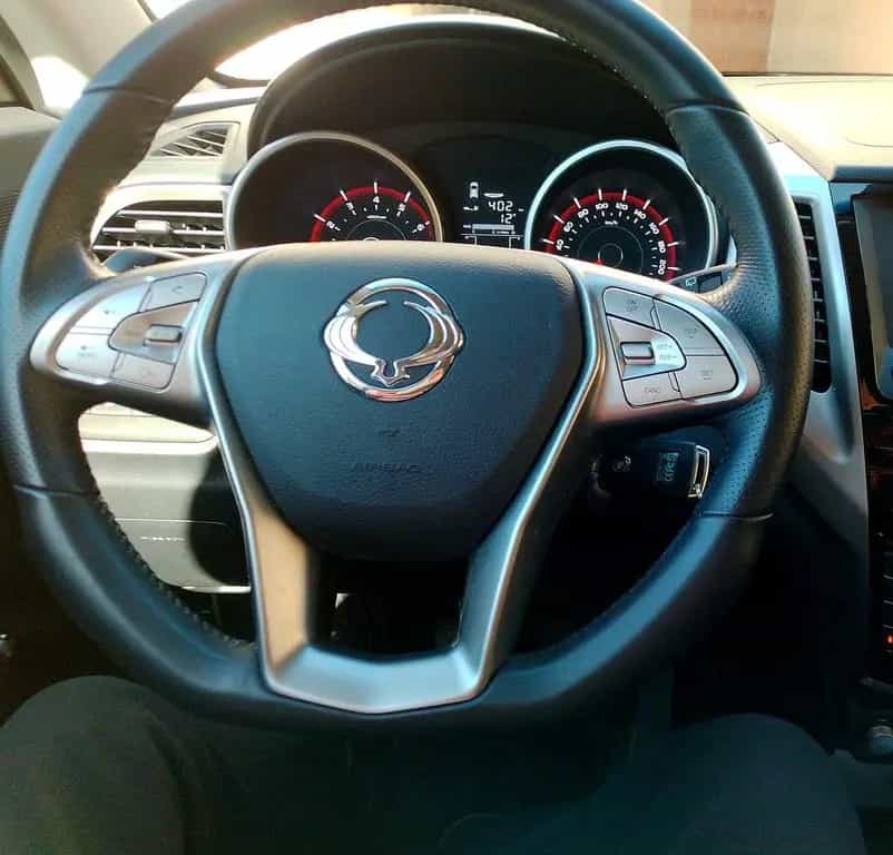 Ssangyong Tivoli 1.6 e-XGi 160 CRYSTAL 2WD CRYSTAL 06/2019-photo-9
