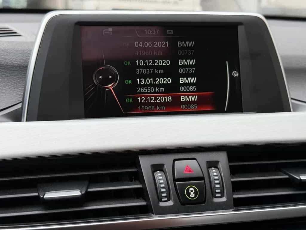 BMW X1 sDrive 18 i Sport Line LED AHK Kamera 4,69% 02/2017-photo-26