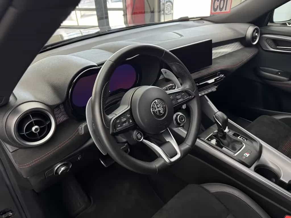 Alfa Romeo Tonale 1.5 VGT Veloce 48 V Hybrid LED 10/2022-photo-12