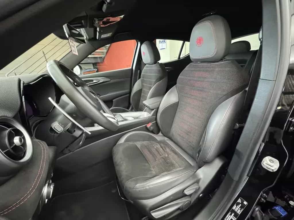 Alfa Romeo Tonale 1.5 VGT Veloce 48 V Hybrid LED 10/2022-photo-13