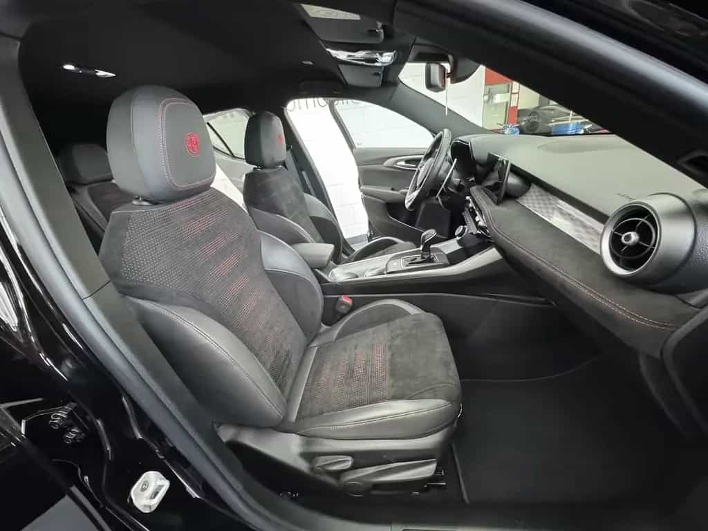 Alfa Romeo Tonale 1.5 VGT Veloce 48 V Hybrid LED 10/2022-photo-16