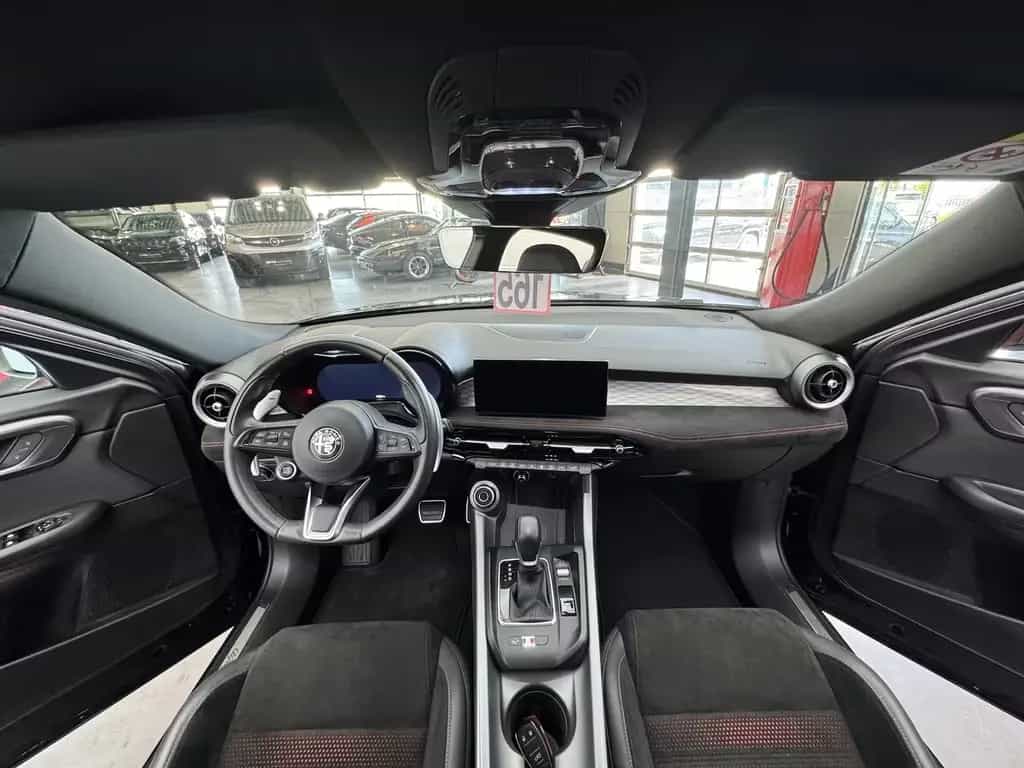 Alfa Romeo Tonale 1.5 VGT Veloce 48 V Hybrid LED 10/2022-photo-18