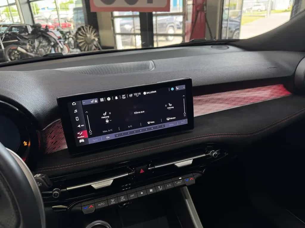 Alfa Romeo Tonale 1.5 VGT Veloce 48 V Hybrid LED 10/2022-photo-31