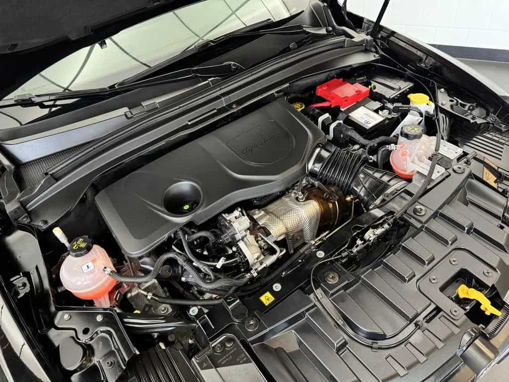 Alfa Romeo Tonale 1.5 VGT Veloce 48 V Hybrid LED 10/2022-photo-32