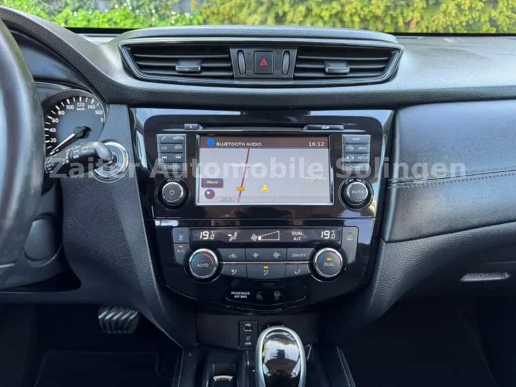 Nissan X-Trail N-Connecta * 1.Hand * Scheckheft * 360° 09/2019-photo-32