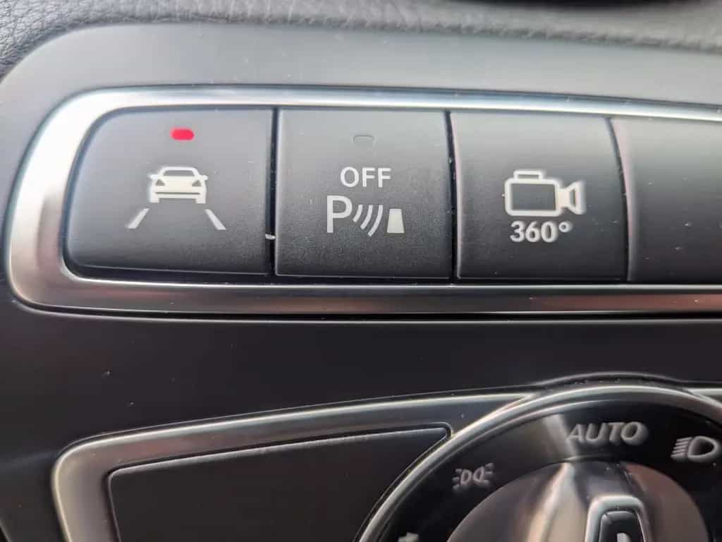 Mercedes-Benz C 250 T-Modell AMG/Leder/AHK/360°Kamera/Comand 08/2016-photo-24
