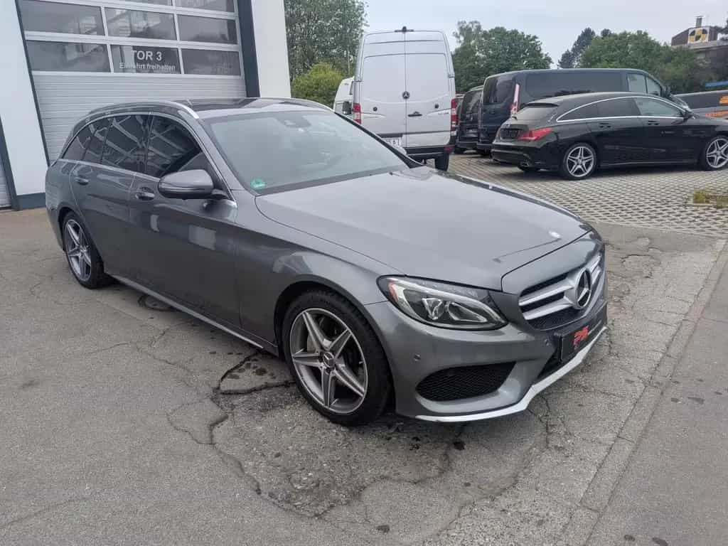 Mercedes-Benz C 250 T-Modell AMG/Leder/AHK/360°Kamera/Comand 08/2016-photo-4