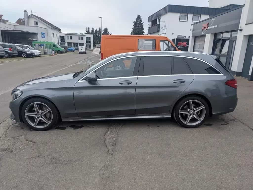 Mercedes-Benz C 250 T-Modell AMG/Leder/AHK/360°Kamera/Comand 08/2016-photo-5