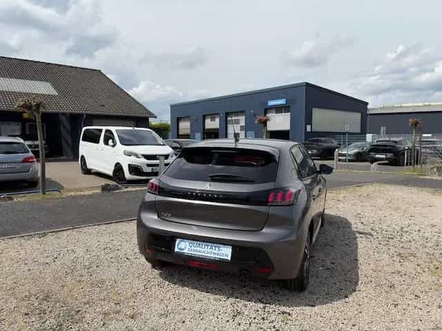 Peugeot 208 Allure Pack 1.2 KAMERA*ACC*VIRTUAL 10/2023-photo-8