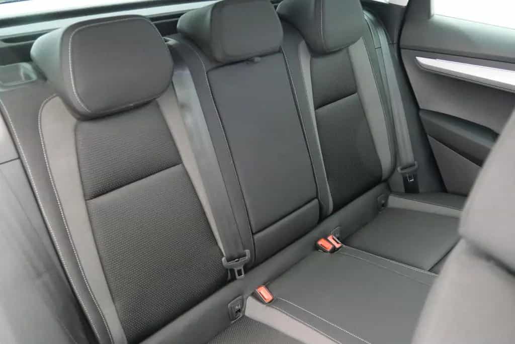 Skoda Karoq Tour 1.5 TSI LED PDC SHZ NAV 04/2022-photo-10