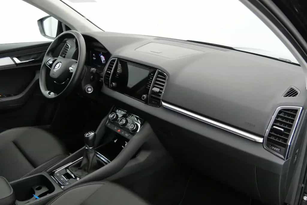 Skoda Karoq Tour 1.5 TSI LED PDC SHZ NAV 04/2022-photo-9