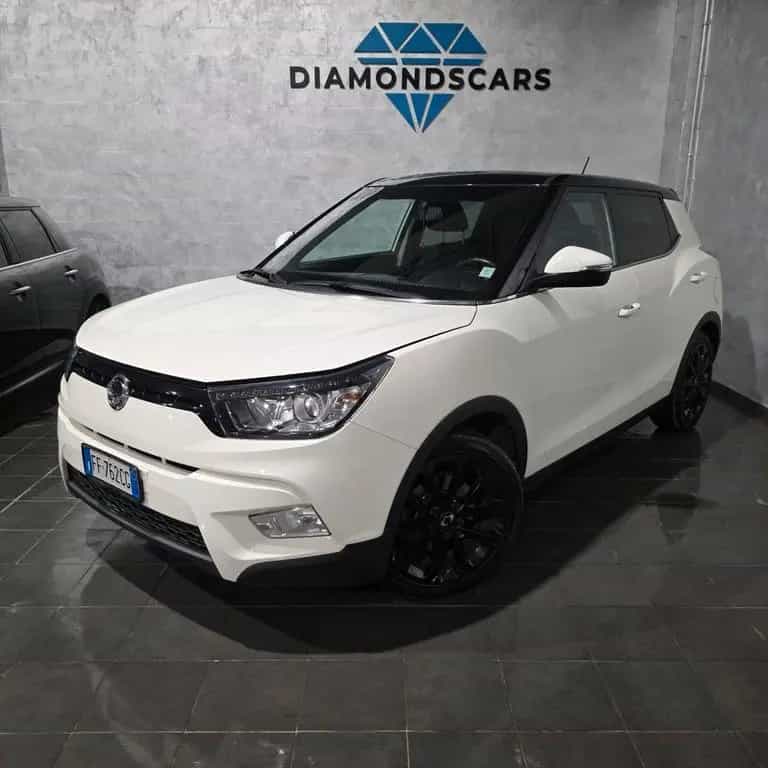 Ssangyong Tivoli 1.6d NEOPATENTATI 09/2016-photo-0