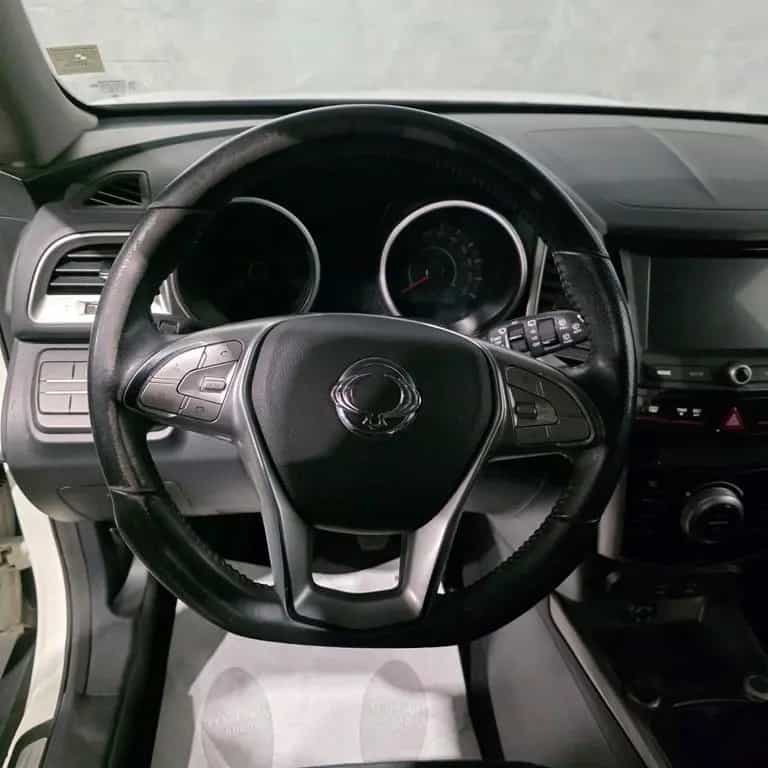 Ssangyong Tivoli 1.6d NEOPATENTATI 09/2016-photo-7