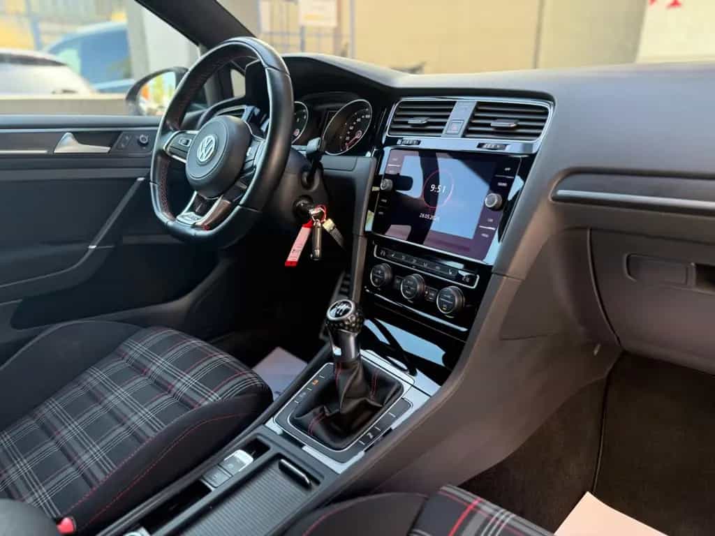 Volkswagen Golf VII Lim. GTI FaceliftLED Dynaudio 4,69% 08/2017-photo-12