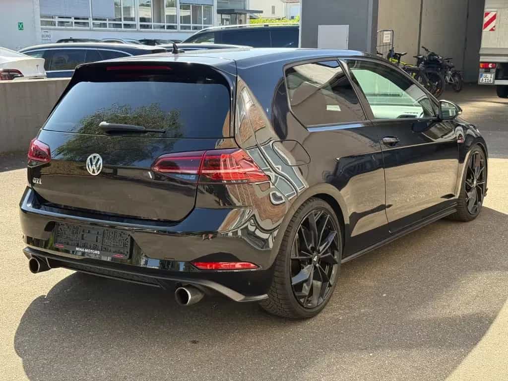 Volkswagen Golf VII Lim. GTI FaceliftLED Dynaudio 4,69% 08/2017-photo-3